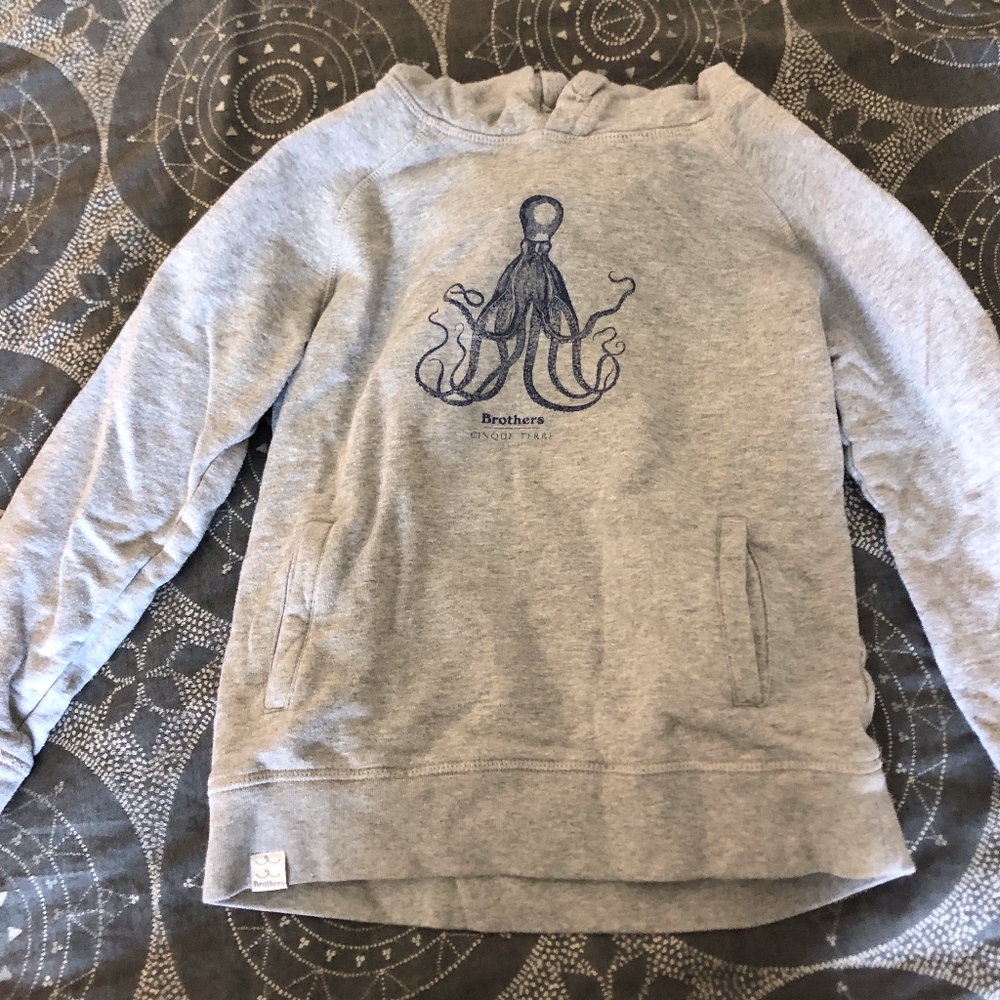 Kids sweatshirt octopus design